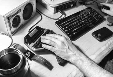 开云体育下载-【德甲】穆勒莱万均2射1传 托利索染红 拜仁4比1胜